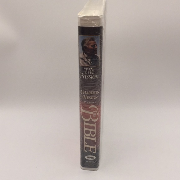 Charlton Heston Presents The Bible The Passion VHS - Picture 5 of 5